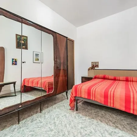 Restful In Near Seabeach, City Centre Διαμέρισμα